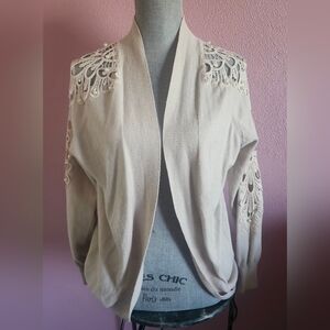 Elegant Cream Lace Detail Cardigan